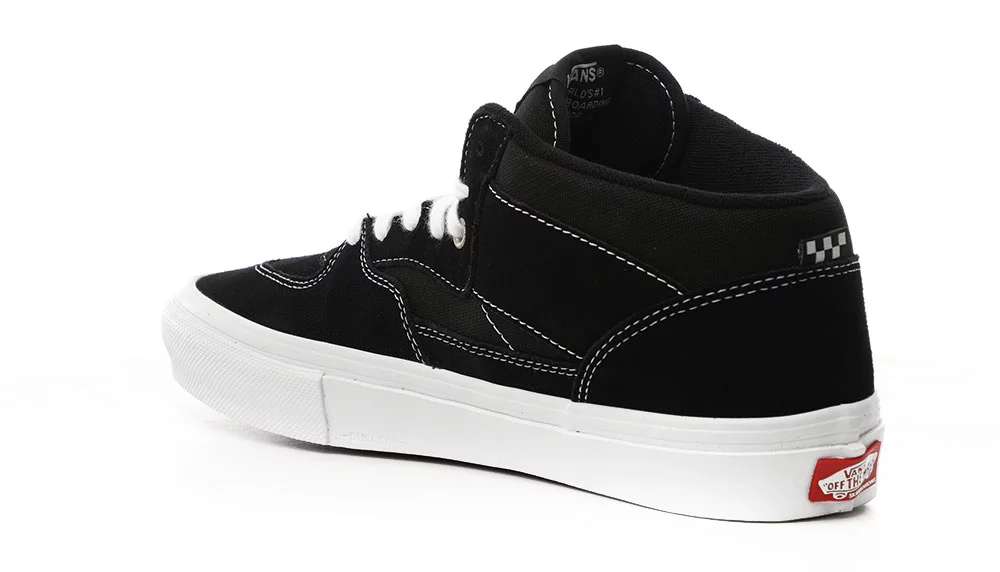 Vans Skate Half Cab Shoes - black/white | Tactics