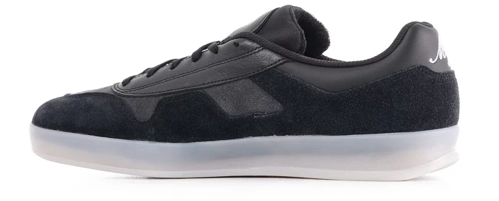 marge koppeling gebruik Adidas Gonz Aloha Super 80's Skate Shoes - core black/crystal white/carbon  - Free Shipping | Tactics