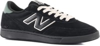 New Balance Numeric 440 v2 Wide Skate Shoes - black/black