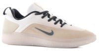 Nike SB SB Zoom Nyjah 4 Skate Shoes - desert khaki/dk smoke grey-lt orewood brn-lt bone