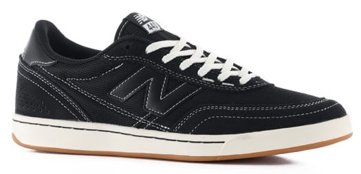 New Balance Numeric 440 V2 (WIDE) Skate Shoes - view large